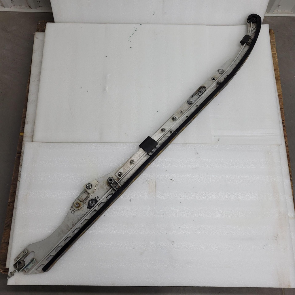 8KL474110000-001