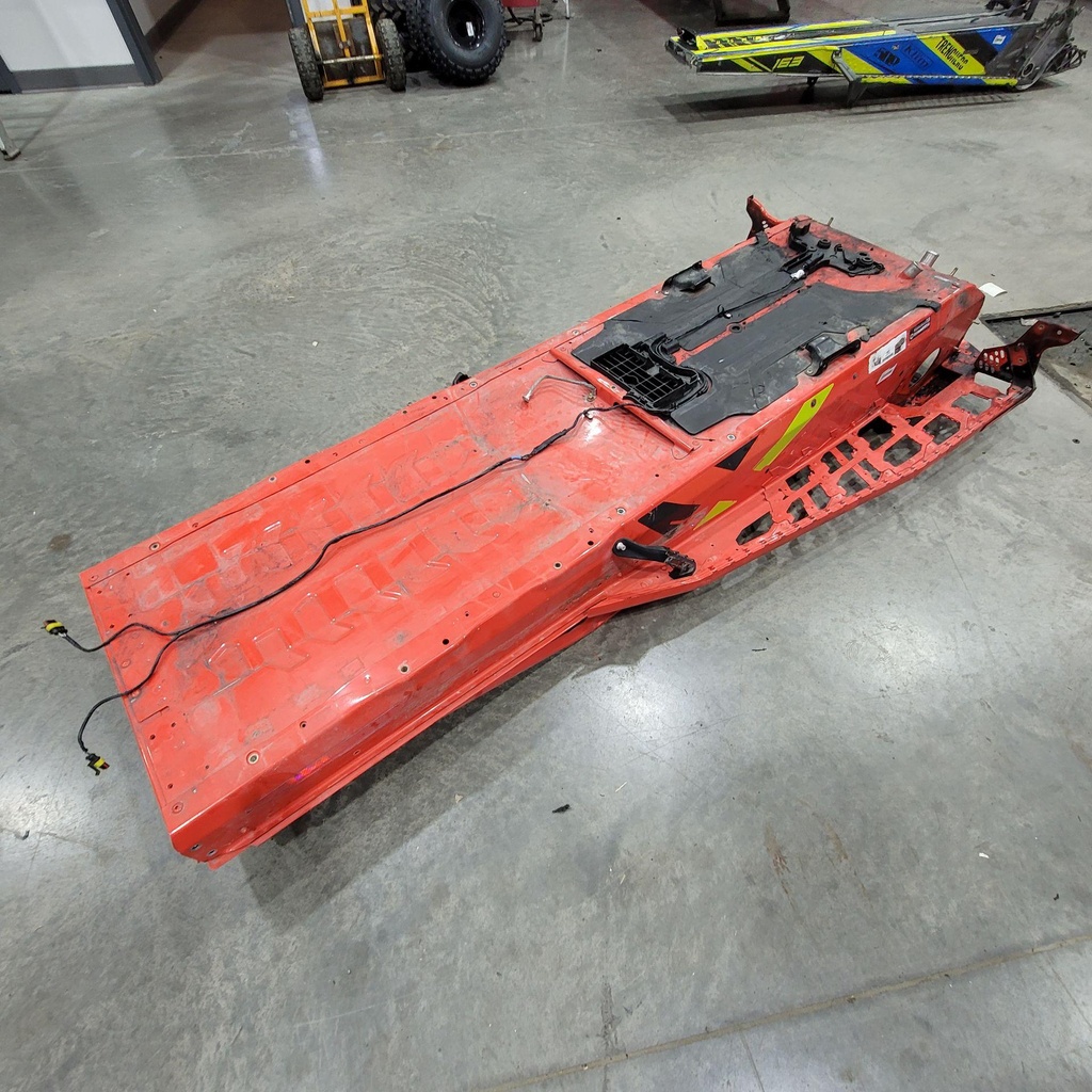 415130426-001