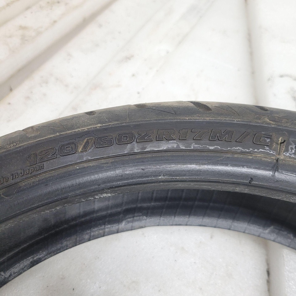 120/60zr17m/c-001