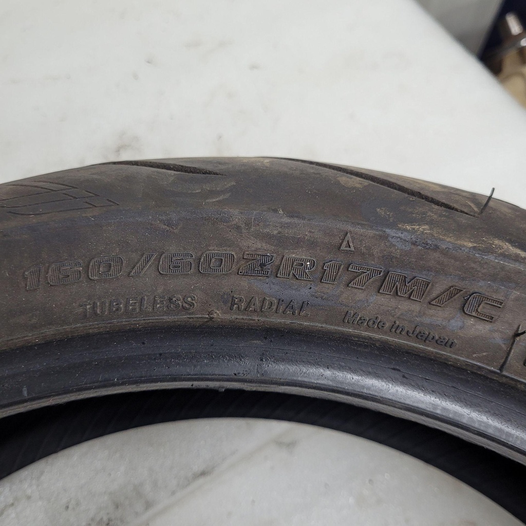 160/60zr17m/c-001