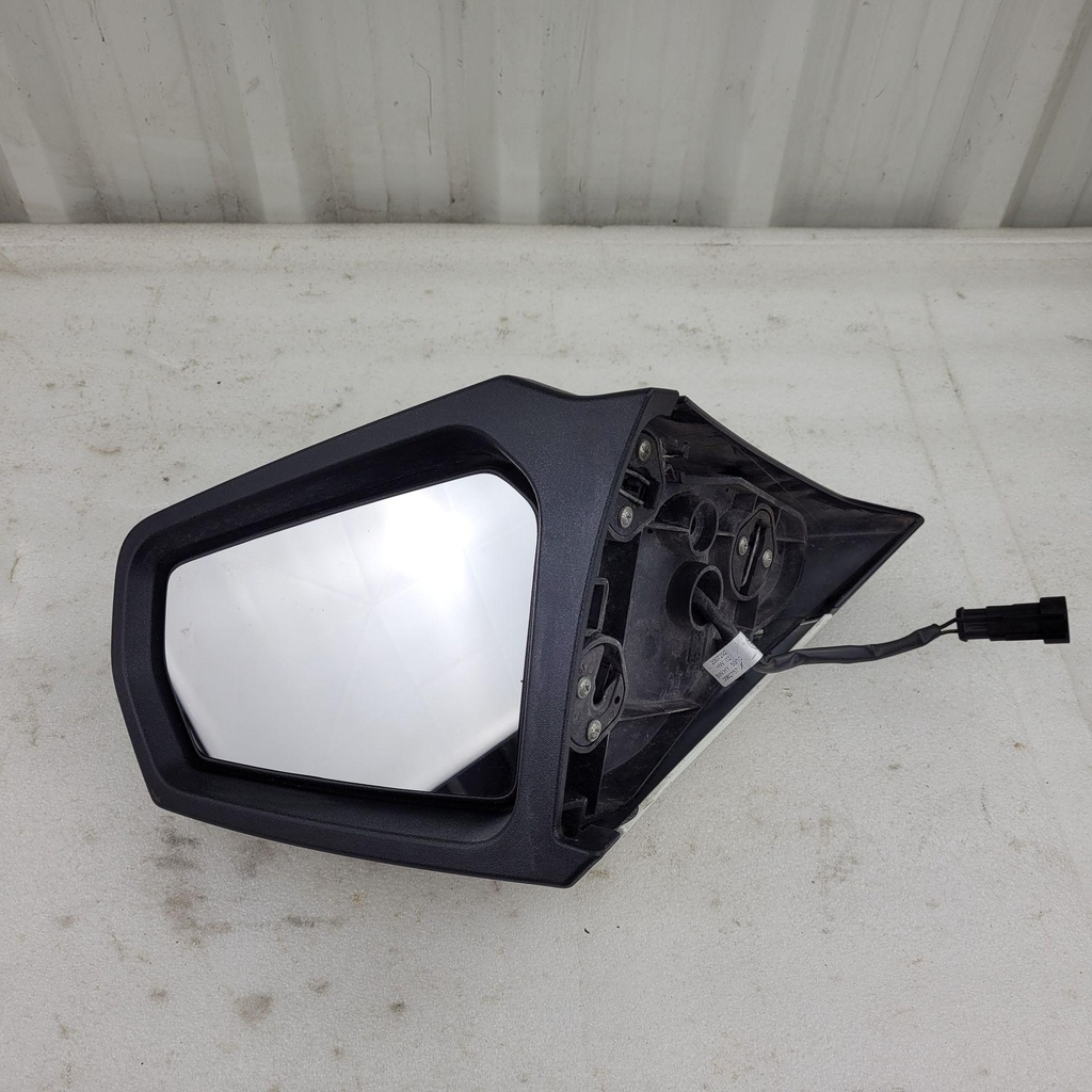 705004688-001