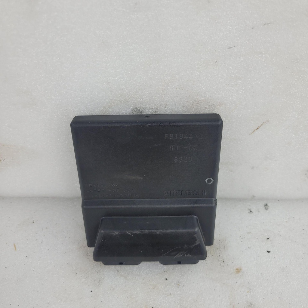 8HF8591A0000-001