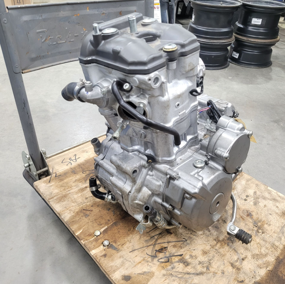 MOT-SUZ-DR-Z400-001