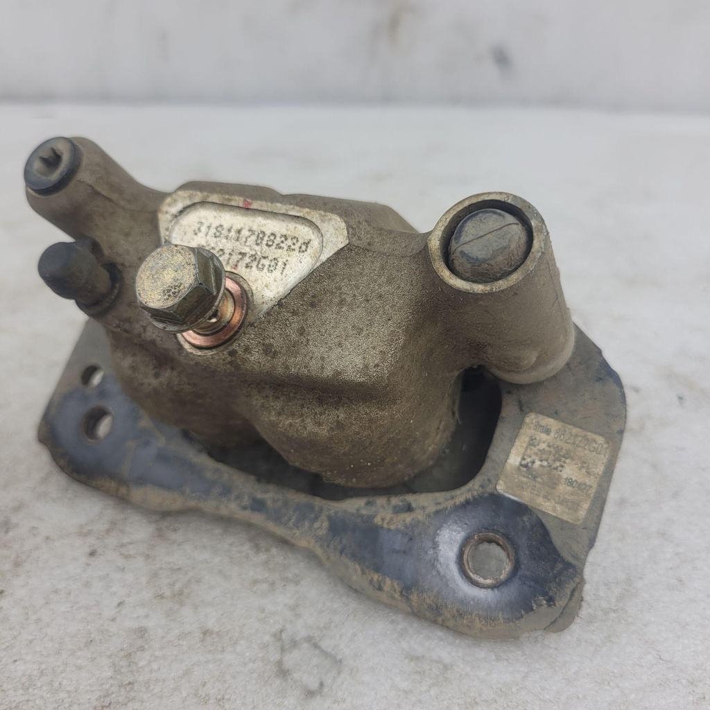 633918G01-001