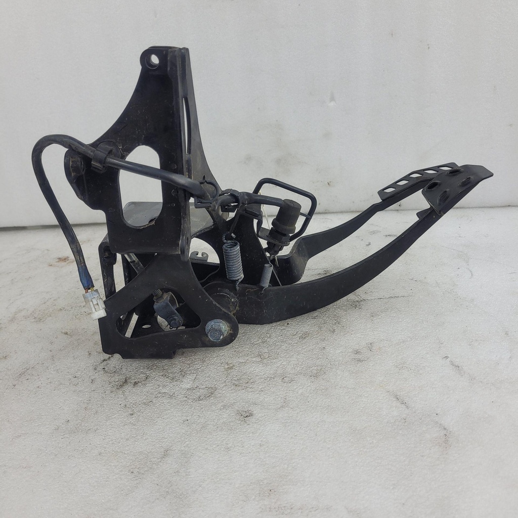 B57F25480100-001