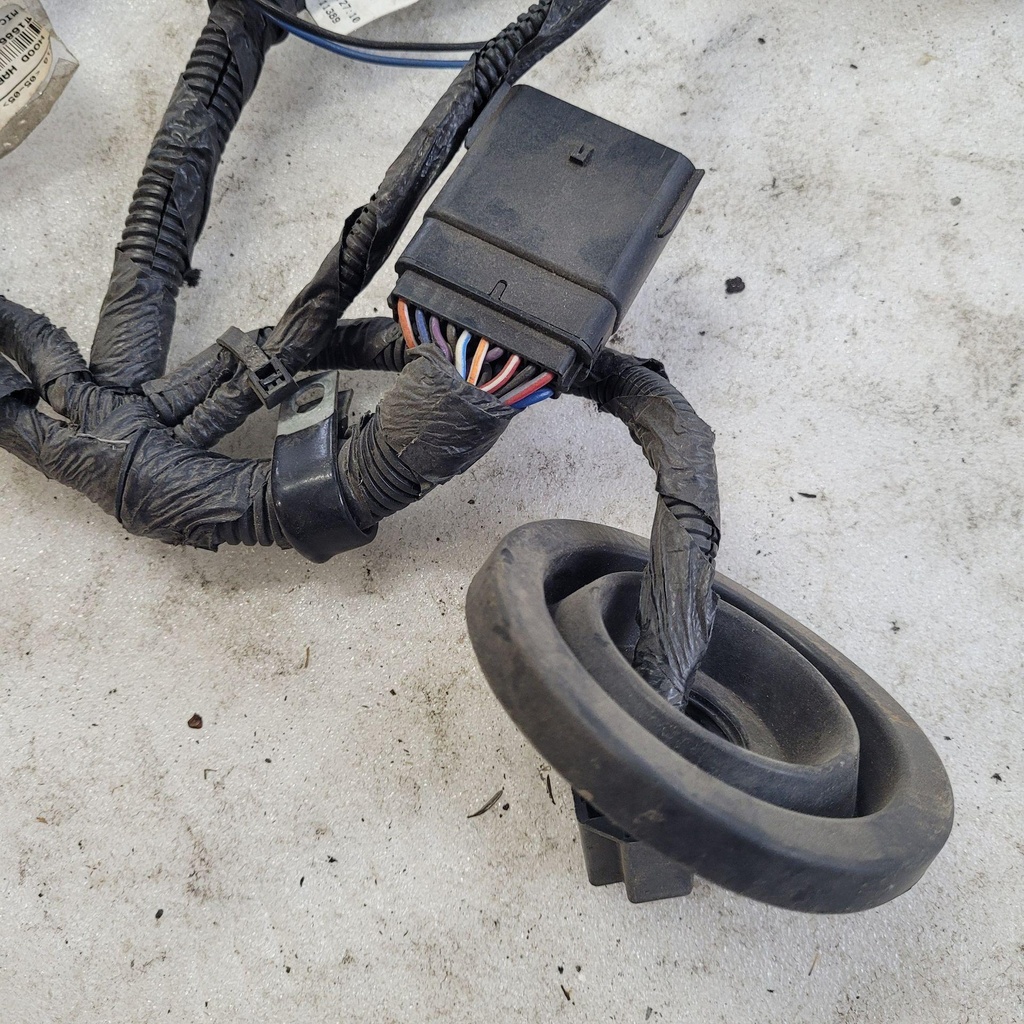 1686-638-001