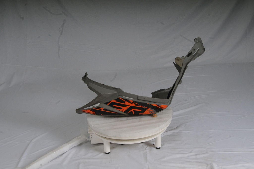 8MGF198H0000-001