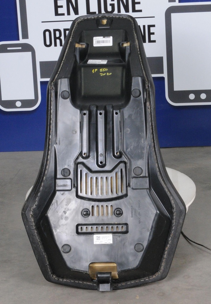 2689236-070-00106.jpg