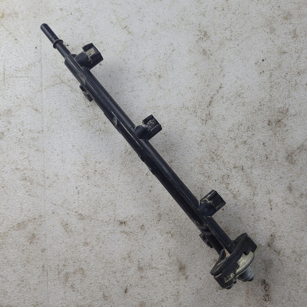 2HC139300000-001