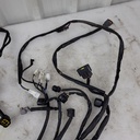 2UD825900100-001