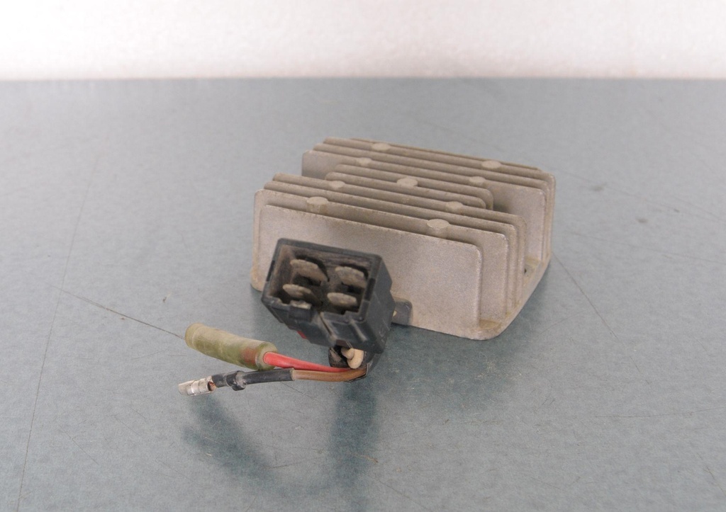4GB-81960-00-00-00103.jpg