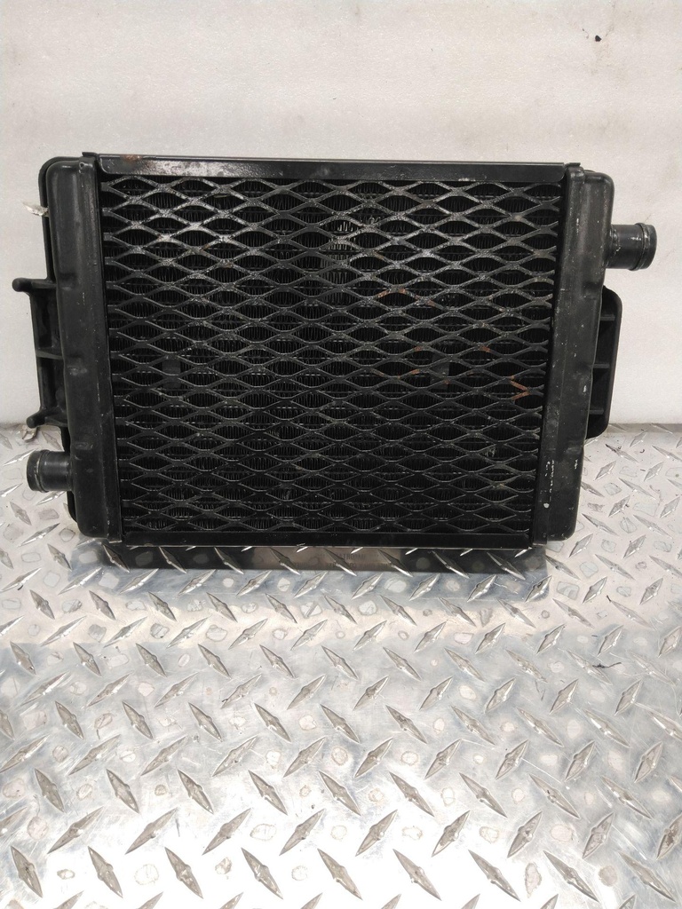 8JPE24610000-004