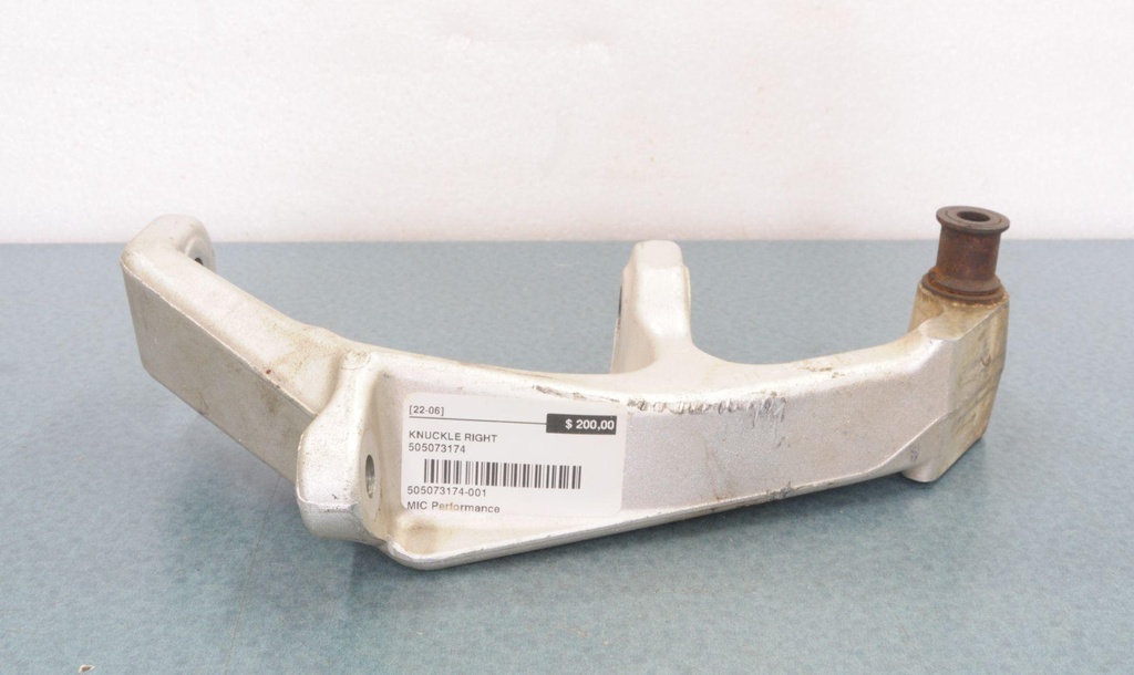 505073174-00104.jpg