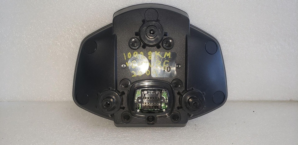 8GK835001000-001