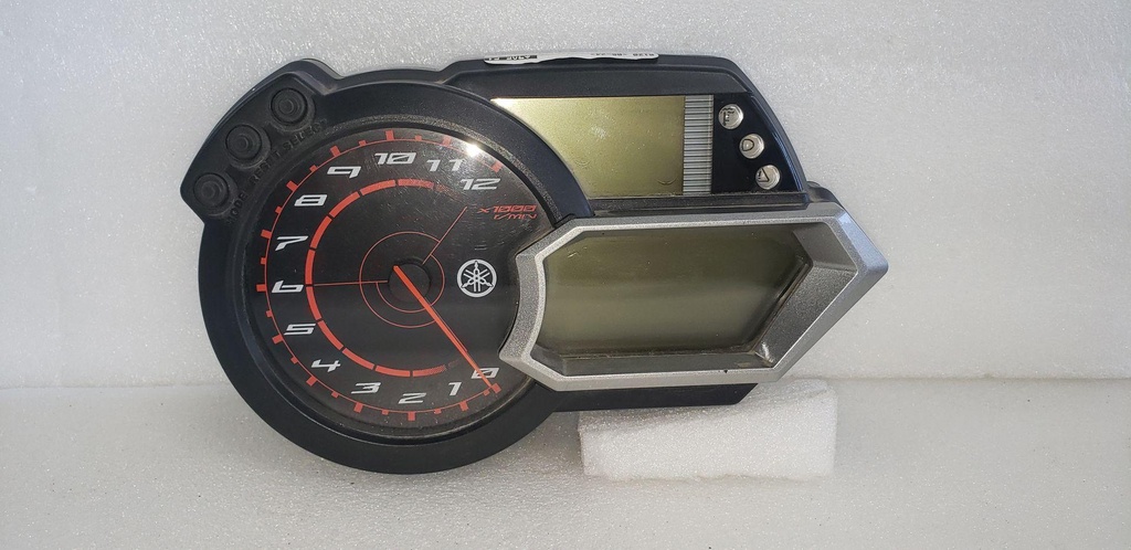 8HG835001000-003