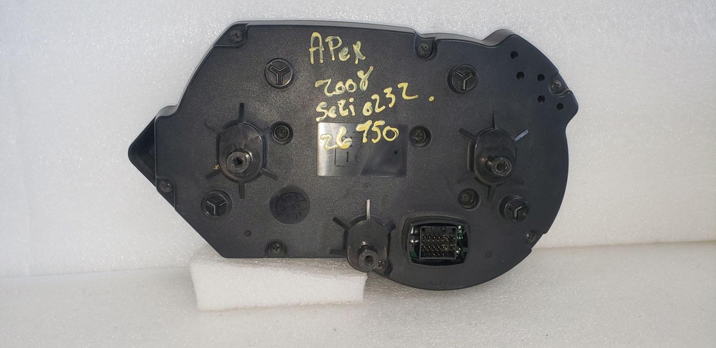 8FP835000000-002