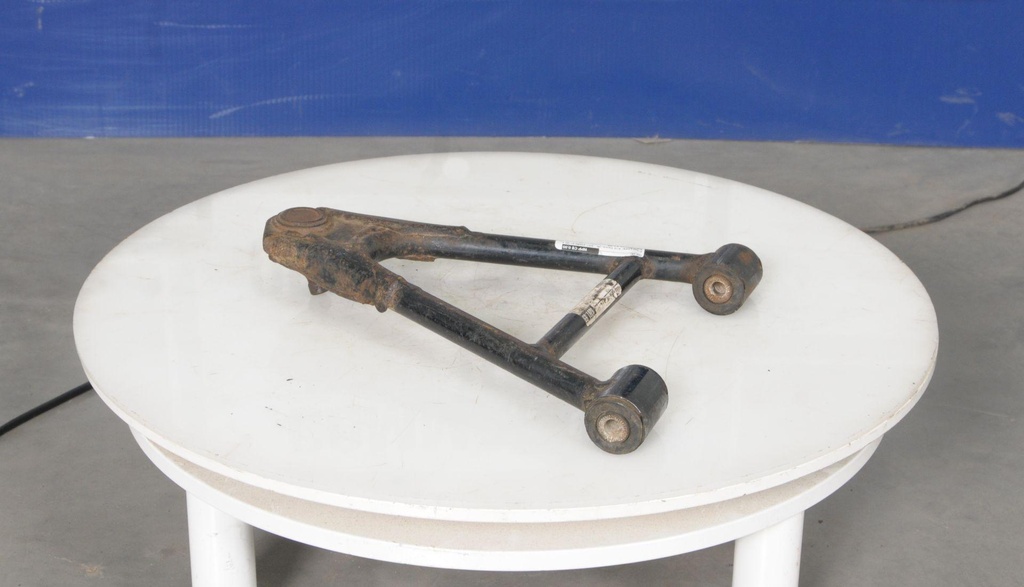 5GT235800100-00102.jpg