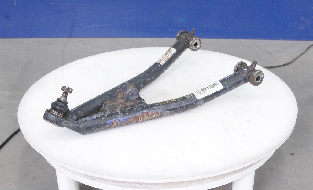 5TG235082100-00102.jpg