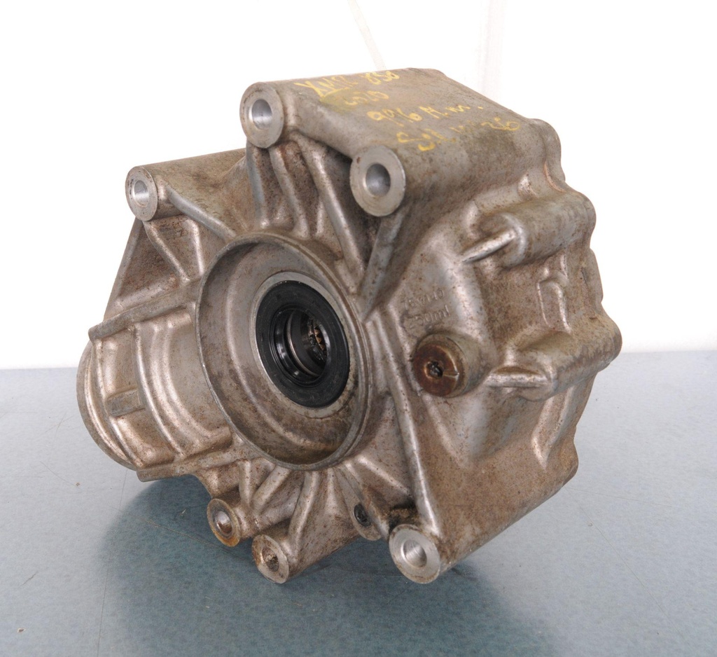 705502546-00106.jpg