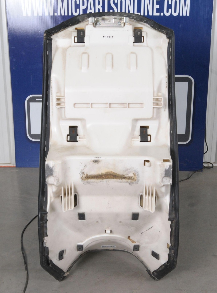 8HF247300000-00105.jpg