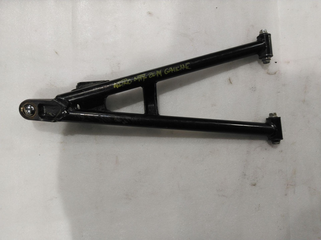 8JH235700000-001