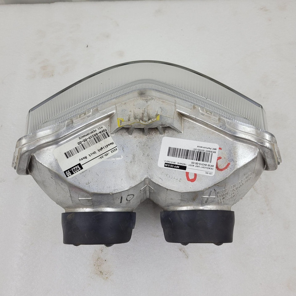 8KW843100000-001