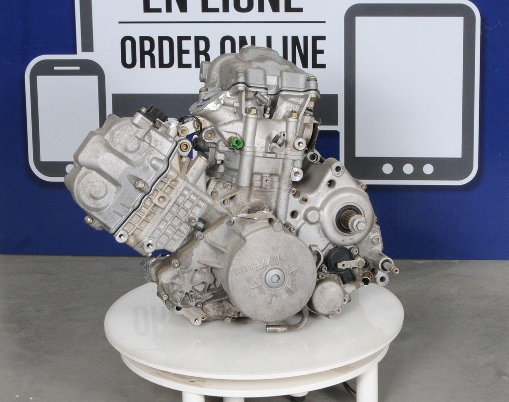 707000963-00102.jpg