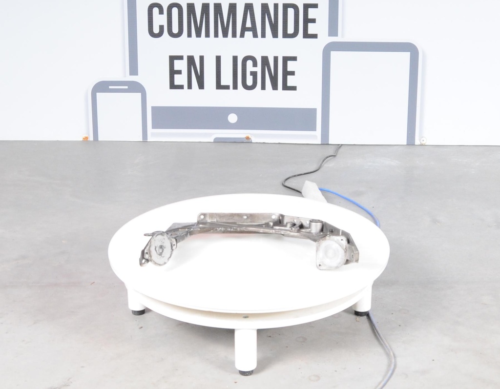 518326796-011