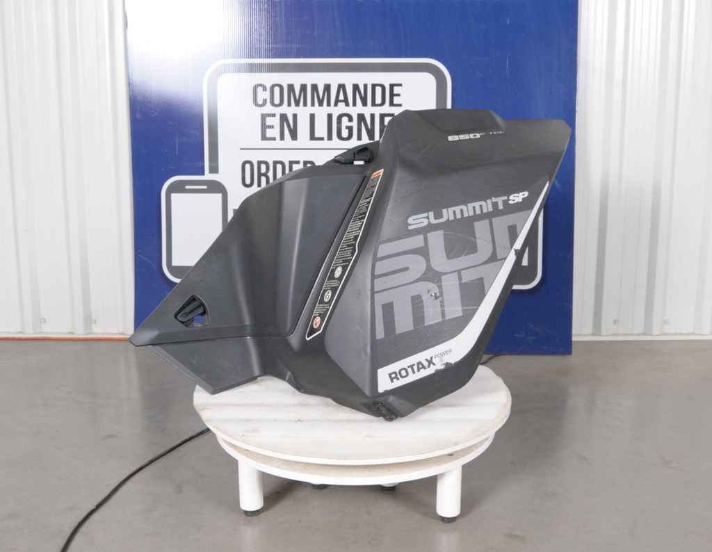 517305750-00101.jpg
