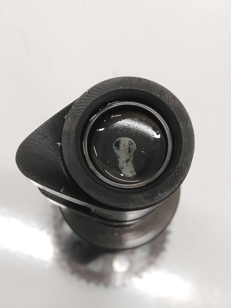 8JU121700000-001