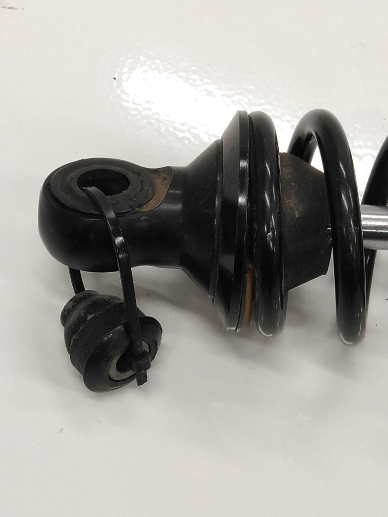 8MXF330E0000-001
