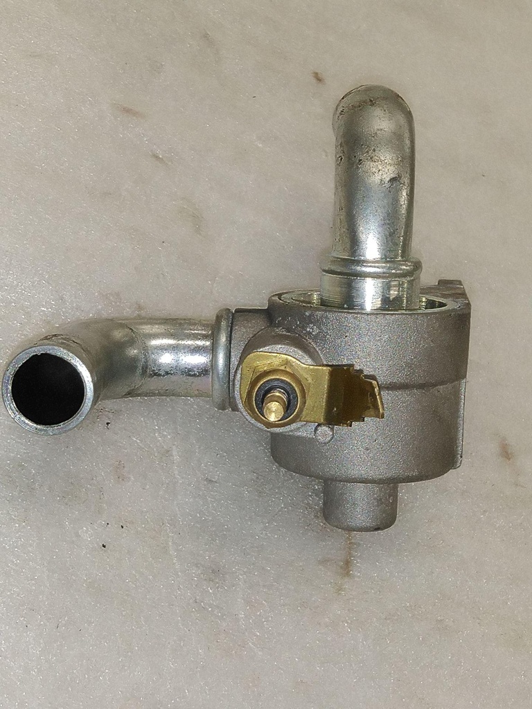8KJ135201000-001