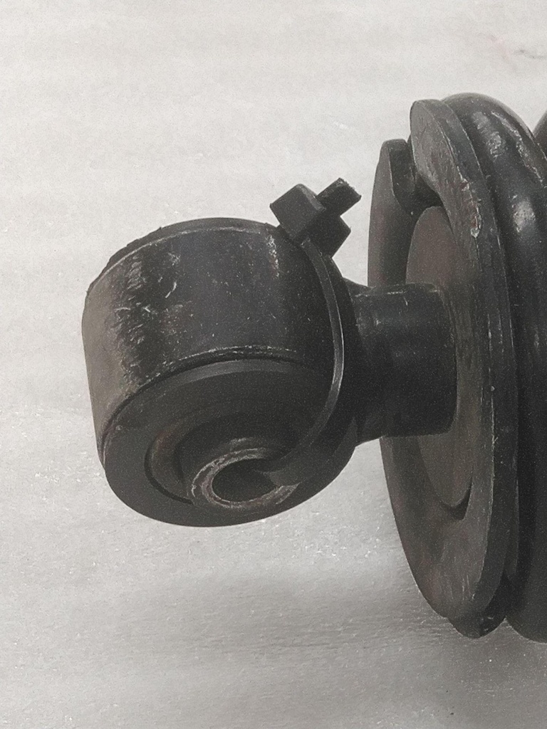 8MFG74800000-001
