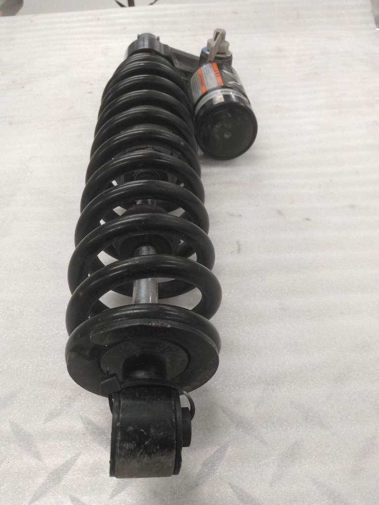 8MFG74800000-001