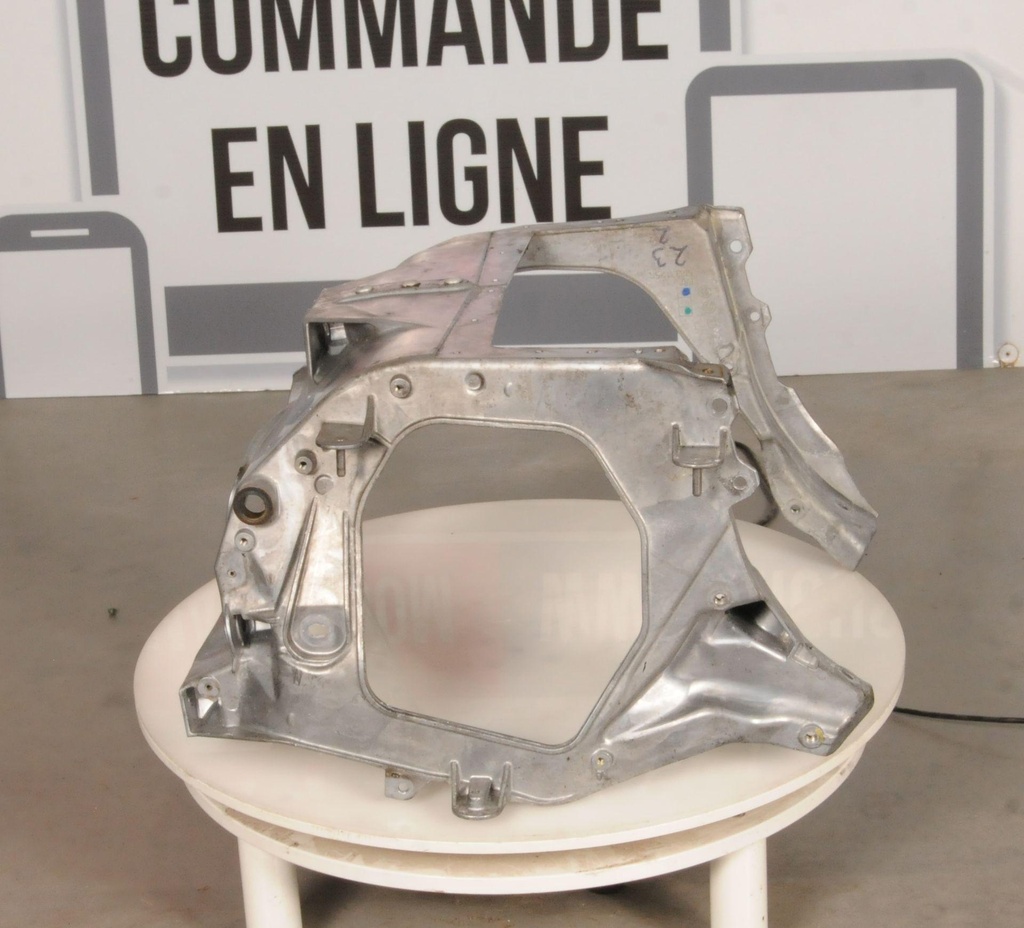 518332686-00104.jpg