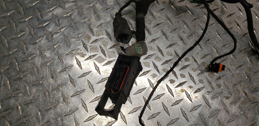 420665637-001