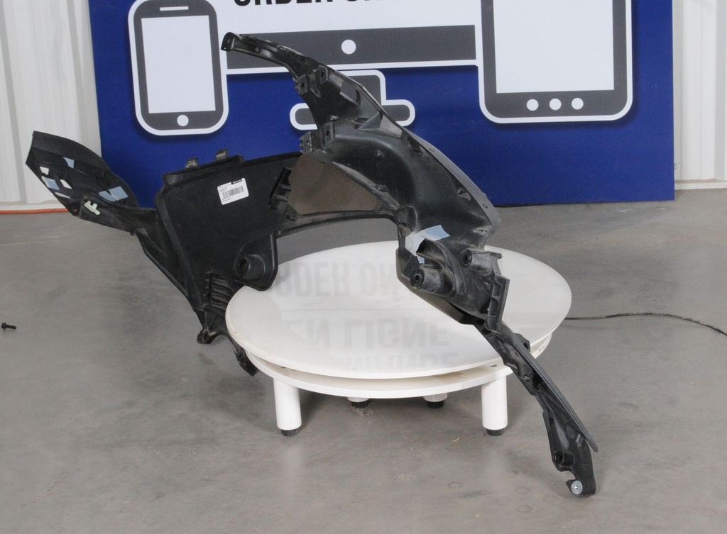 705205817-00103.jpg