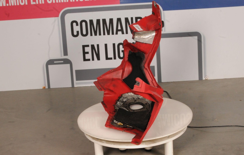 8LR-F1983-10-00-00102.jpg
