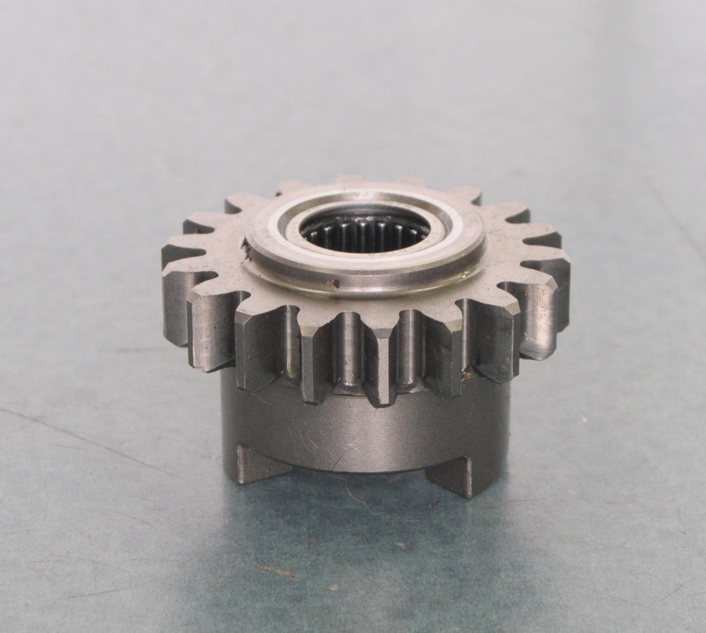 8CW171430000-00103.jpg