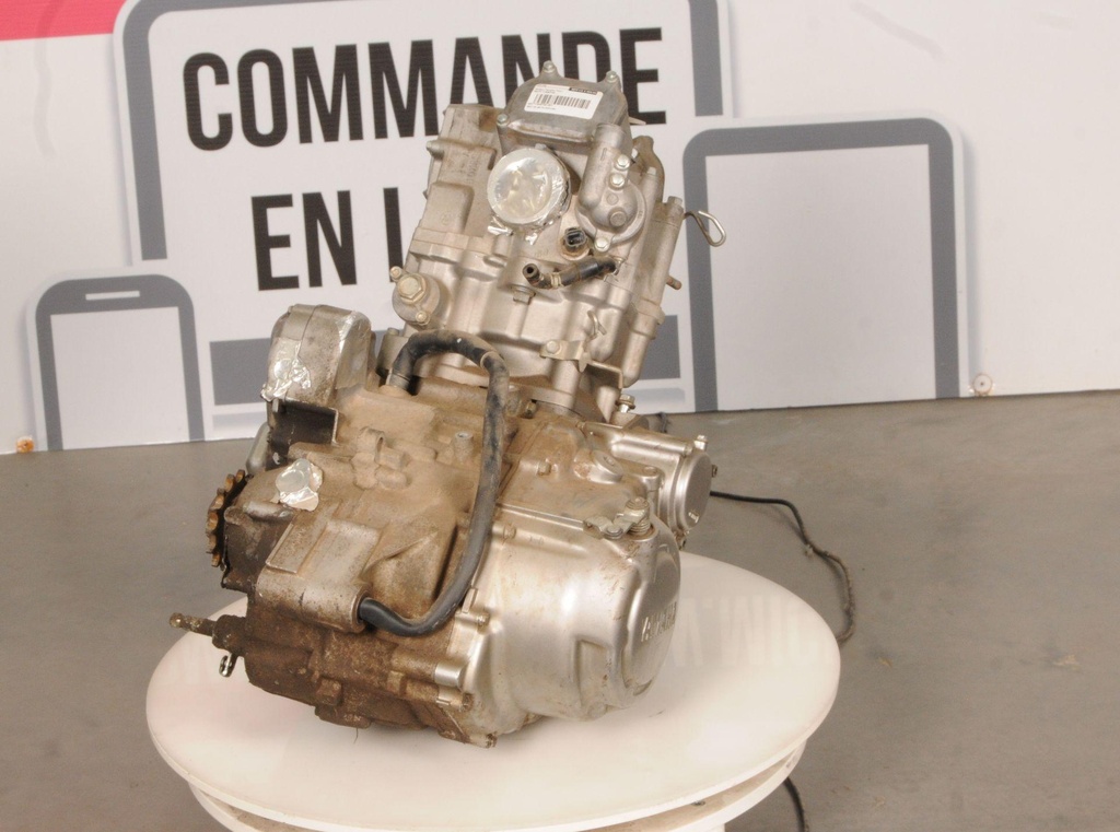 MOT-YAM700-00107.jpg