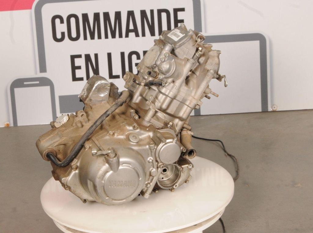 MOT-YAM700-00106.jpg