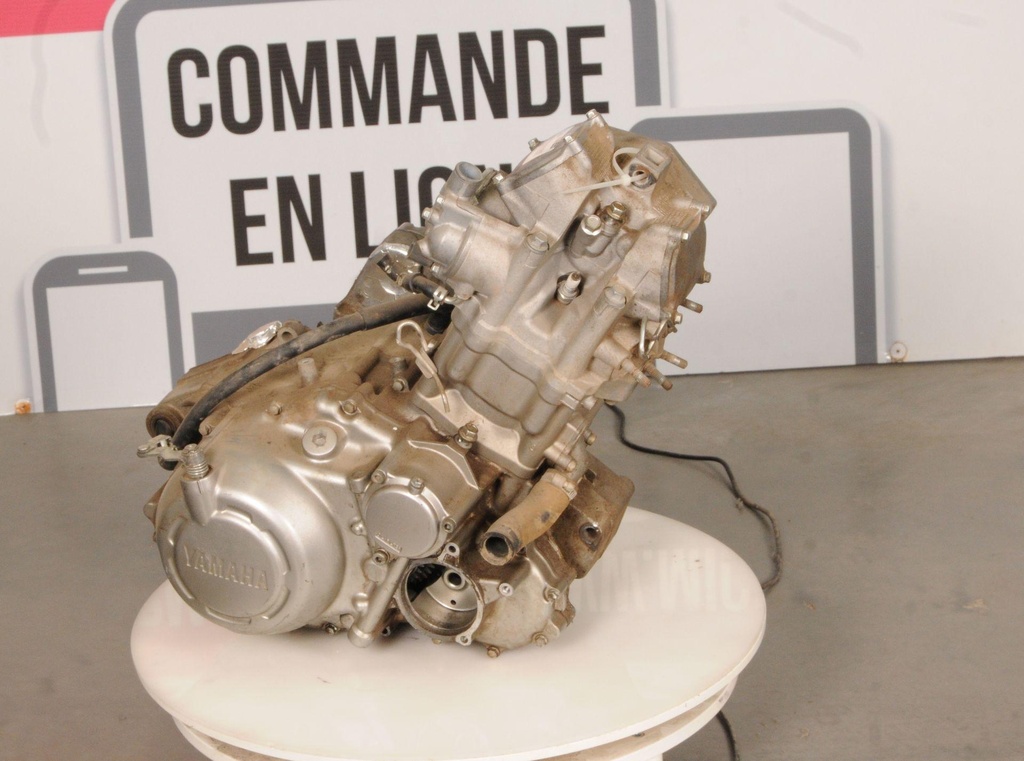 MOT-YAM700-00105.jpg