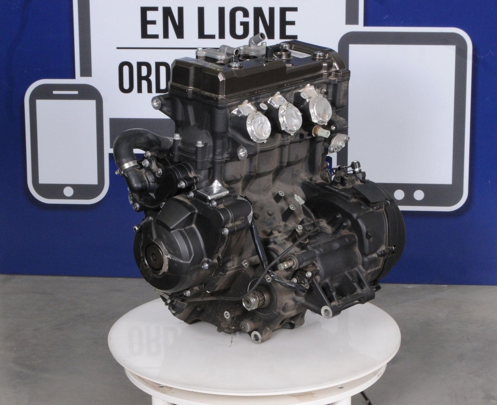 MOT-YAM-MT09-00106.jpg