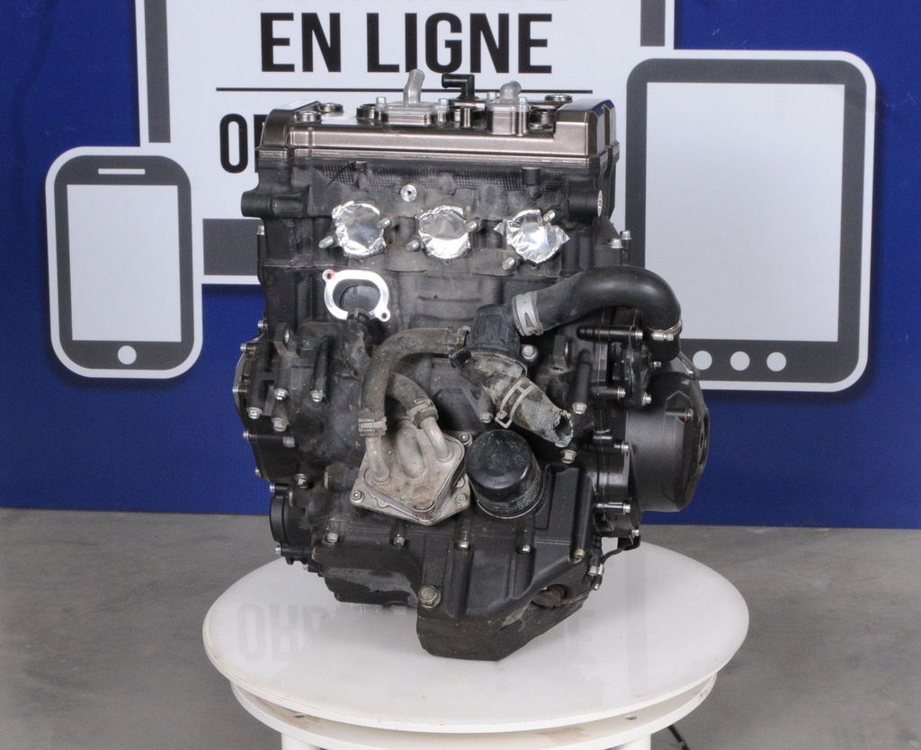 MOT-YAM-MT09-00110.jpg