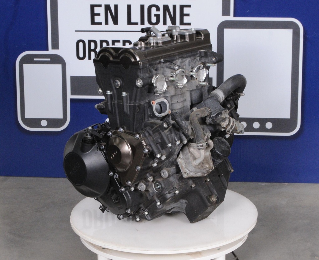 MOT-YAM-MT09-00112.jpg