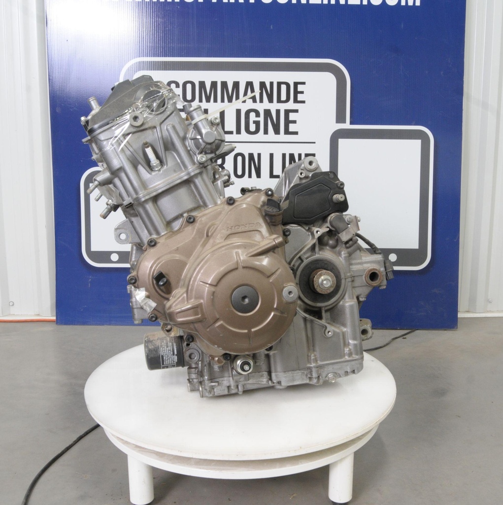 MOT-CRF1000-00109.jpg