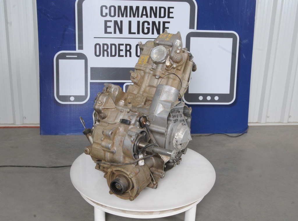 MOT-YFM700-0015.jpg