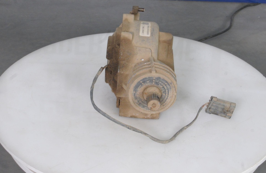 1333243-0012.jpg