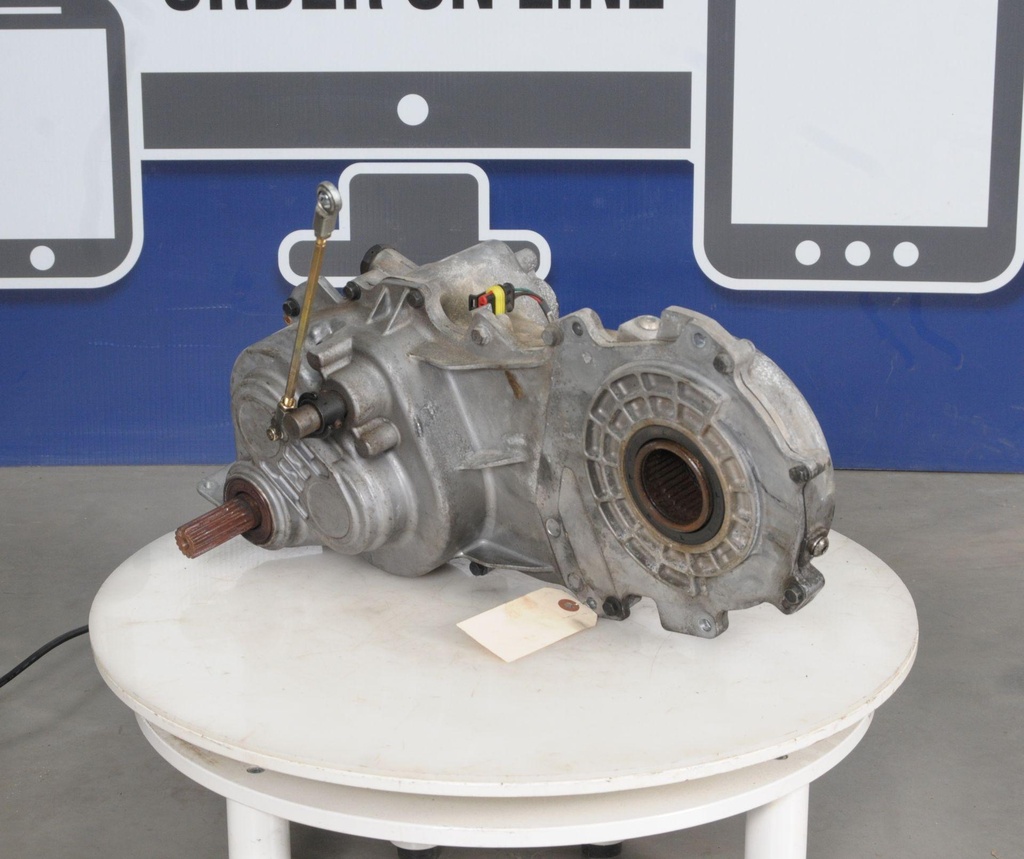 619230078-00106.jpg