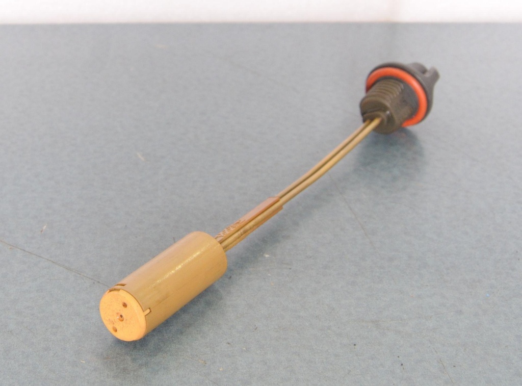 8GL857200000-00102.jpg